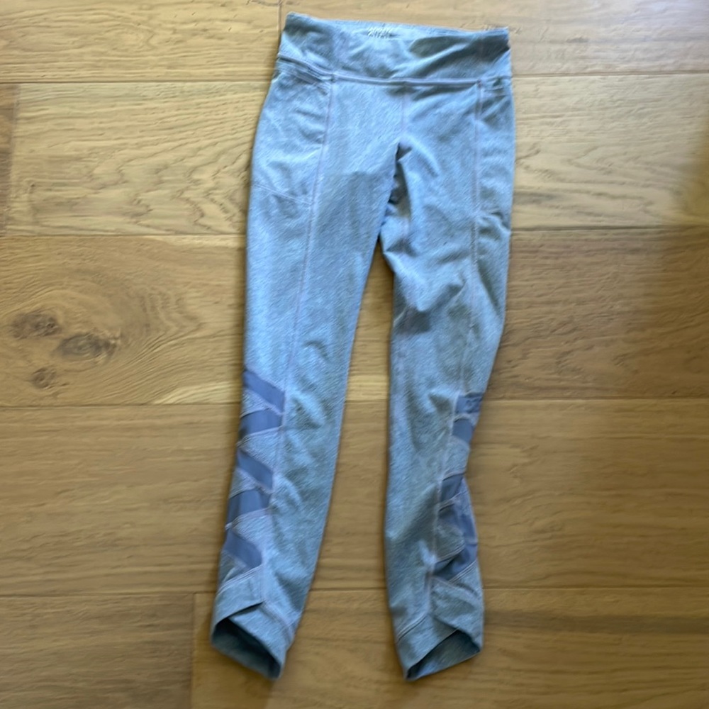 Gray althleta leggings
